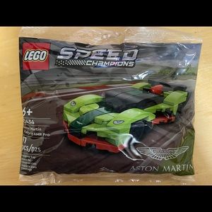 Lego Aston Martin